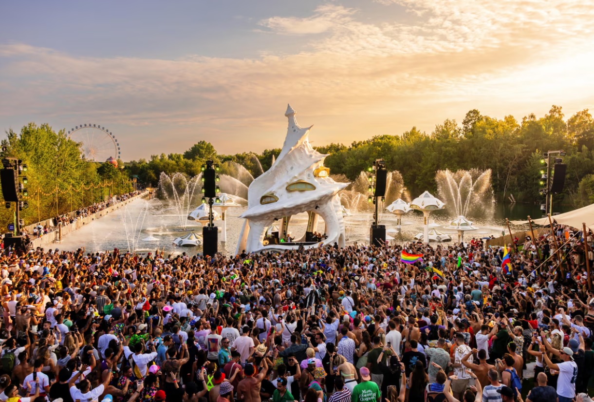 Tomorrowland 2024 Planaxis stage